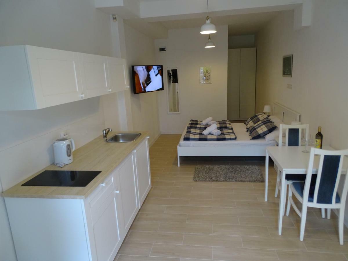 Job Studio Apartments Split Buitenkant foto