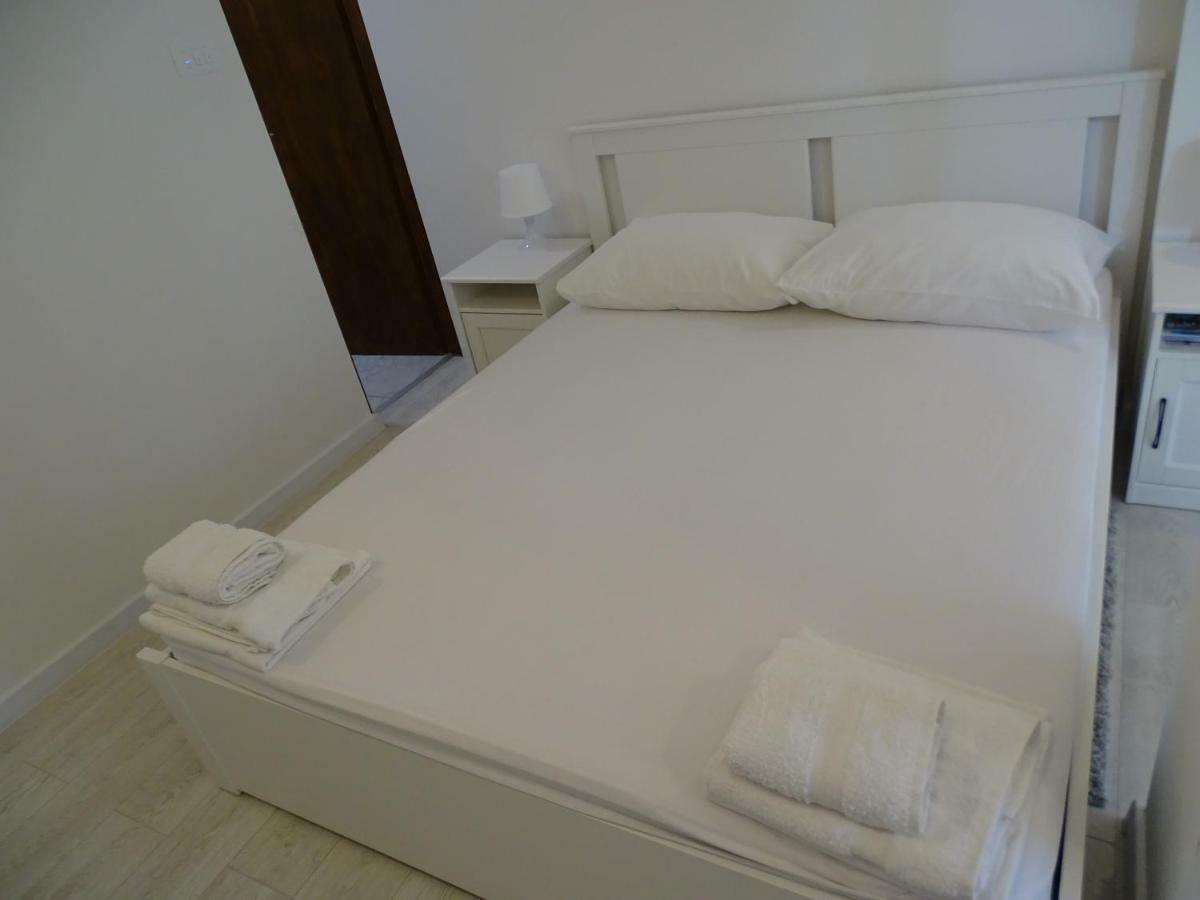 Job Studio Apartments Split Buitenkant foto
